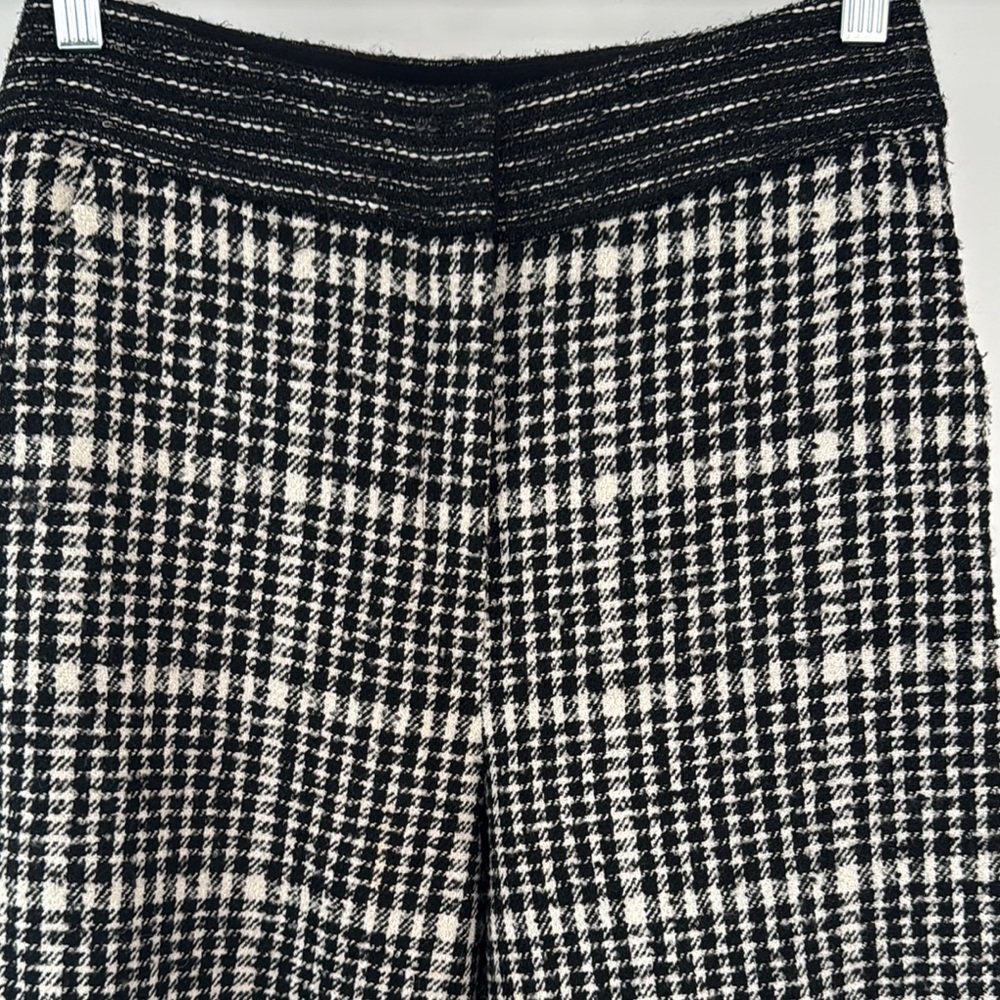 Black and White Houndstooth pants for woman